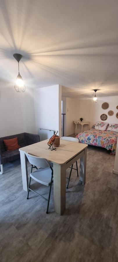 Studio En Camargue Arles Exterior photo